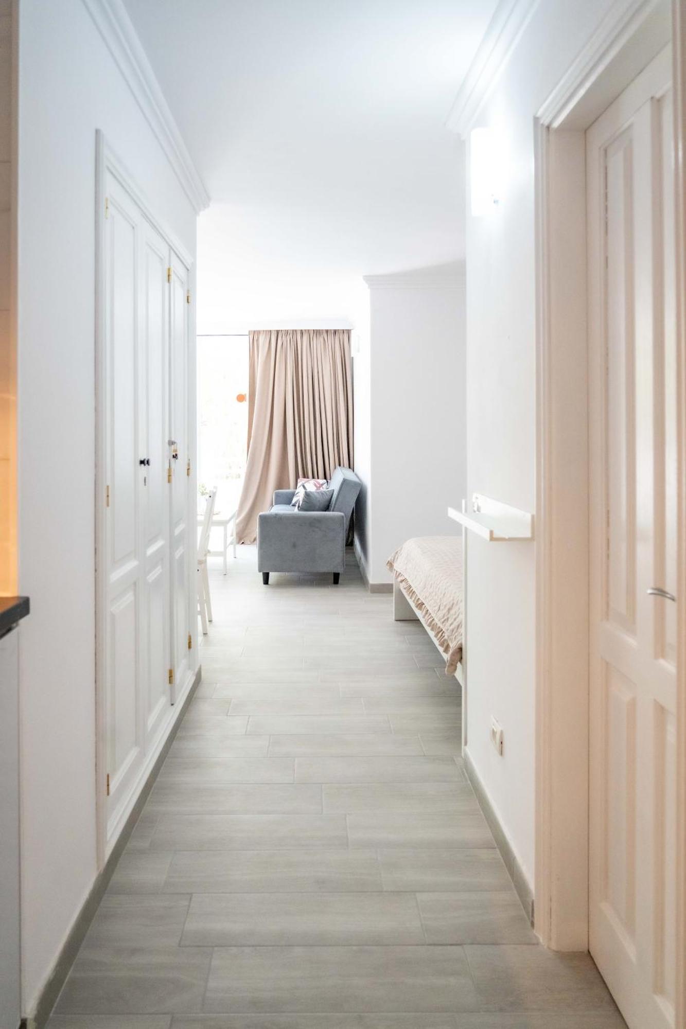 Retreat Oasis Studio Apartment Σαν Μιγκέλ ντε Αμπόνα Εξωτερικό φωτογραφία
